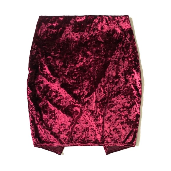 Cutout Choker Crop Top & Wrap Skirt Set - Picture 8 of 16